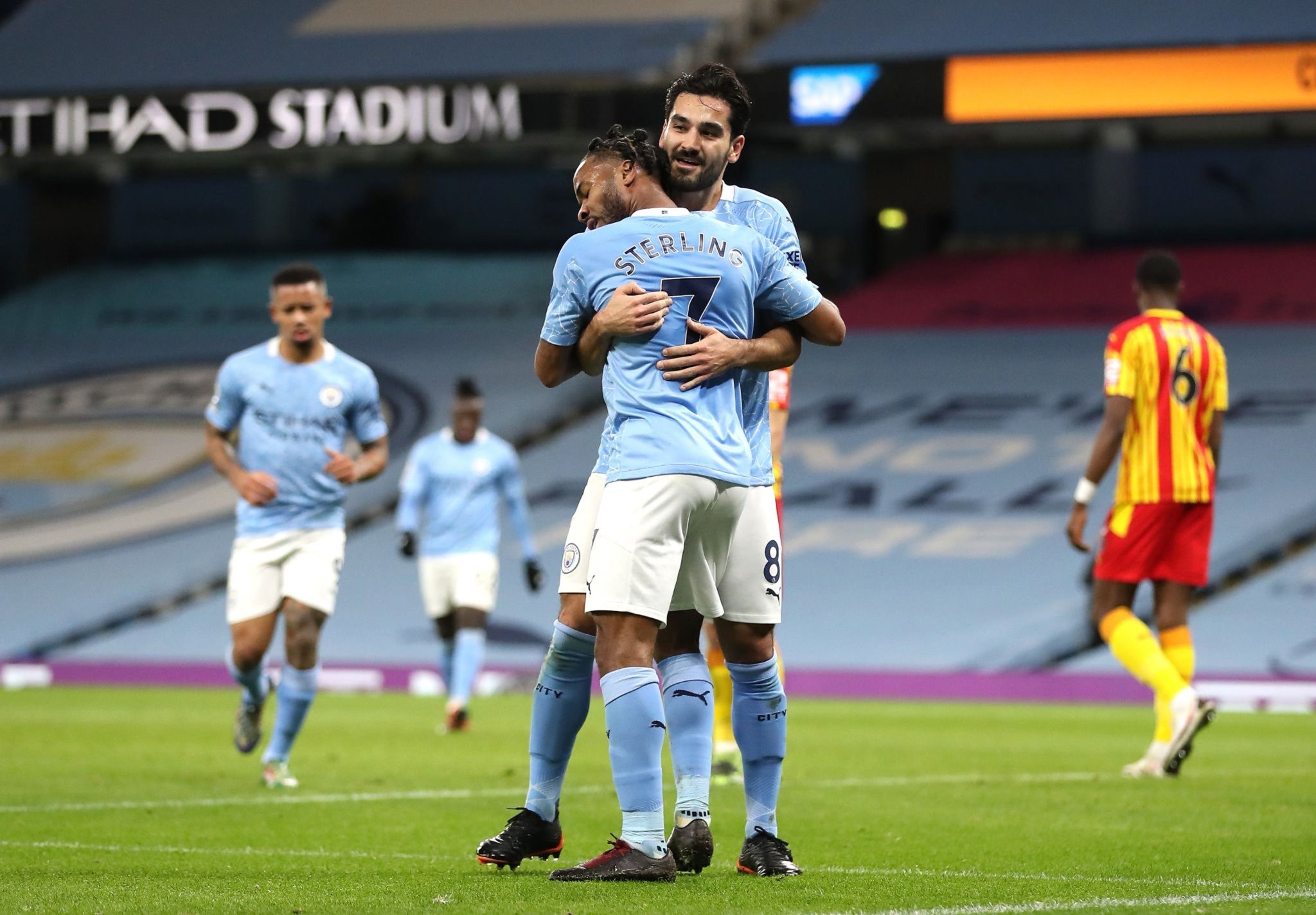 由于时差及 由于时差及